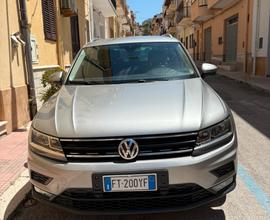 VOLKSWAGEN Tiguan 2ª serie DSG 150CV BlueMotion