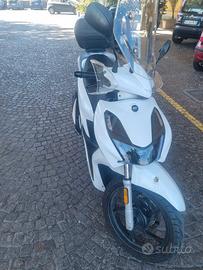 scooter QJMOTOR