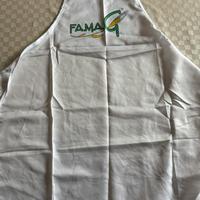 Grembiuli da cucina con cappelli