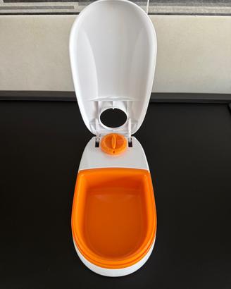 Distributore automatico cibo per cani/gatti