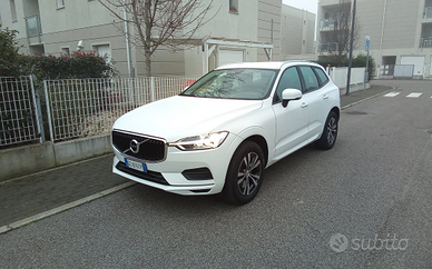 VOLVO XC60, 4x4, ibrida ,Ottobre2020-gancio traino