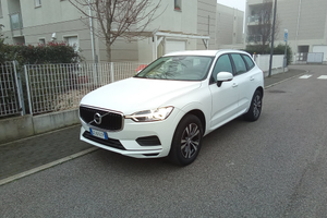 VOLVO XC60, 4x4, ibrida ,Ottobre2020-gancio traino