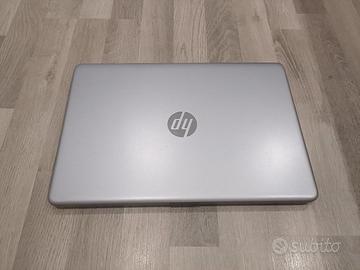 HP 255 G8 Notebook Ryzen 3 8GB RAM