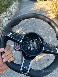 Volante  Quadrifoglio Giulia/Stelvio