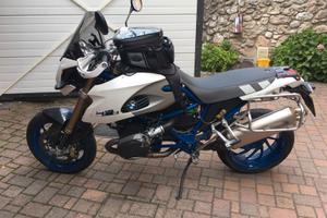 BMW HP2 Megamoto - 2009