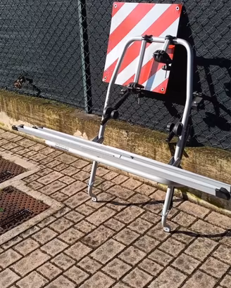 Porta bici per auto Menabò Logic 2