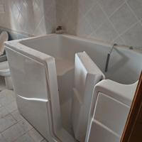 vasca con portello apribile 