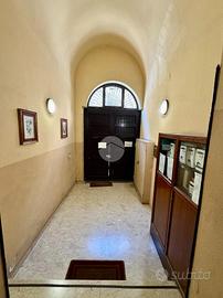 3 LOCALI A PALERMO