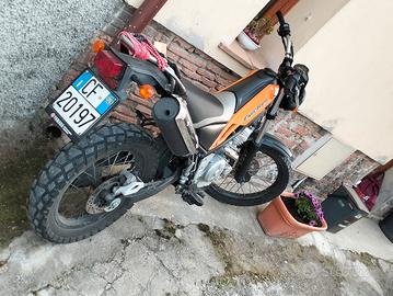 i yamaha  250