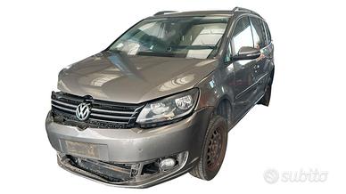 VW TOURAN 2010 CAY 270.000KM RICAMBI