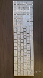 apple magic keyboard con tastierino numerico