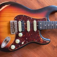 Chitarra Strat Eko AIRE RELIC