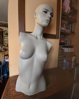 busto