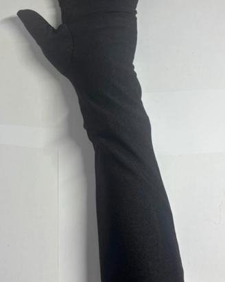 Guanti lunghi neri eleganti elasticizzati