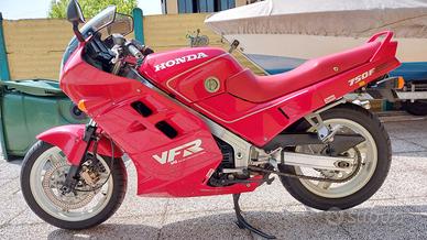 Honda VFR750F 1988