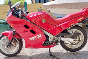 Honda VFR750F 1988