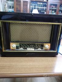 Antica radio giradischi vintage francese 