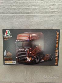 Italeri 1/24 Scania R730 Black Amber