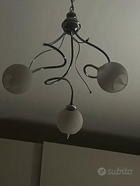 Lampadario a soffitta a tre luci