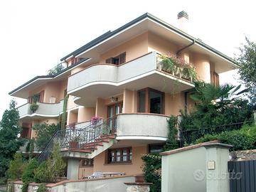 Villa indipendente in bifamiliare - Buggiano