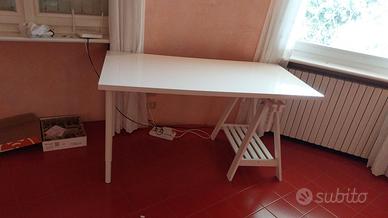 Tavolo scrivania ikea