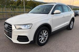 Audi Q3 2.0 TDI 120 CV Business