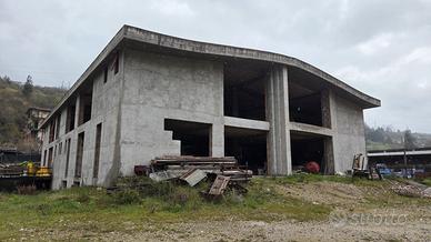 Isca del Pioppo struttura mq. 2250