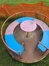 girella parco giochi