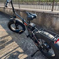 Bici elettrica FAT BIKE 840W 48V 17,5Ah az.Italia