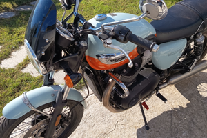 Triumph Bonneville T100