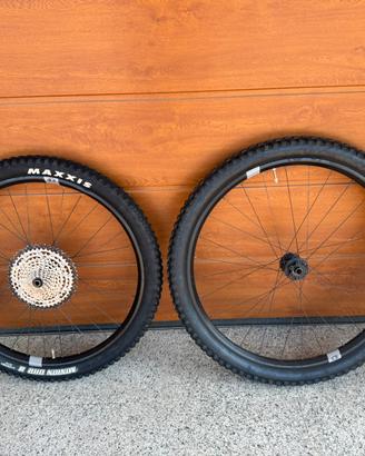 Cerchi Crankbrothers Syntehsis mullet Alu boost