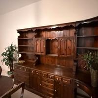 Parete attrezzata in legno massello + tavolo