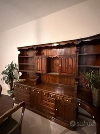 Parete attrezzata in legno massello + tavolo