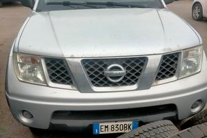 Nissan navara anno 2005