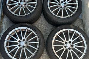 Pneumatici su cerchi