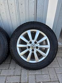Cerchi e gomme invernali 215 65 r16 98H