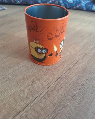 Portamatite minions in metallo