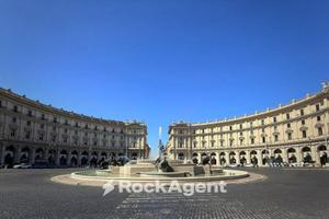 PIAZZA DELLA REPUBBLICA - VIA NAZIONALE - BILOCALE