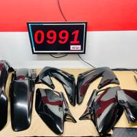 KIT PLASTICHE NERE HM 50 7 PZ