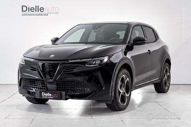 Alfa Romeo Junior 1.2 ibrida Q4 Intensa 145cv edc