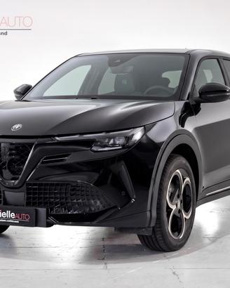 Alfa Romeo Junior 1.2 ibrida Q4 Intensa 145cv edc
