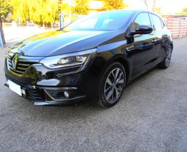 RENAULT Mégane TCE 1.2 130CV BOSE - 2016