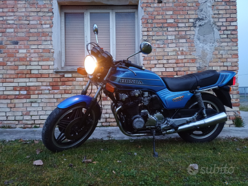 Honda cb 900 F bol d'or