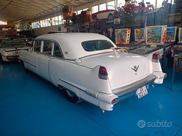 Cadillac Fleetwood 75 LIMOUSINE
