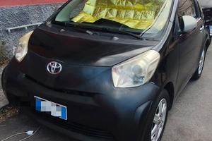 Toyota IQ