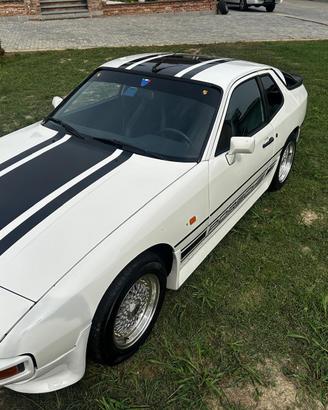 Porsche 924