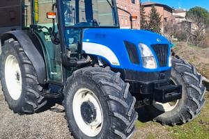 NEW HOLLAND TN85DA