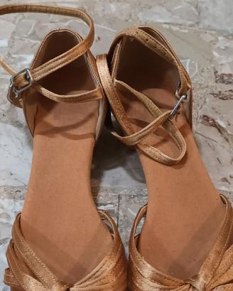 Scarpe da ballo bambina 4 anni