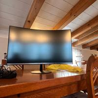 Monitor curvo Samsung **Serie T55 da 32"