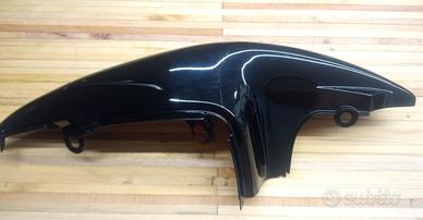Fianco posteriore sinistro Suzuki SV 650 '99